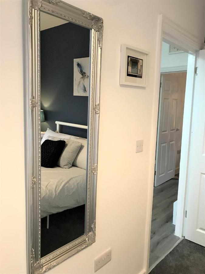 Stylish Modern 3-Bed House Nr Manchester City Ctr Whitefield Exterior photo